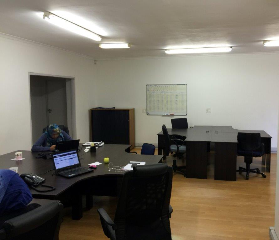To Let commercial Property for Rent in Claremont Western Cape